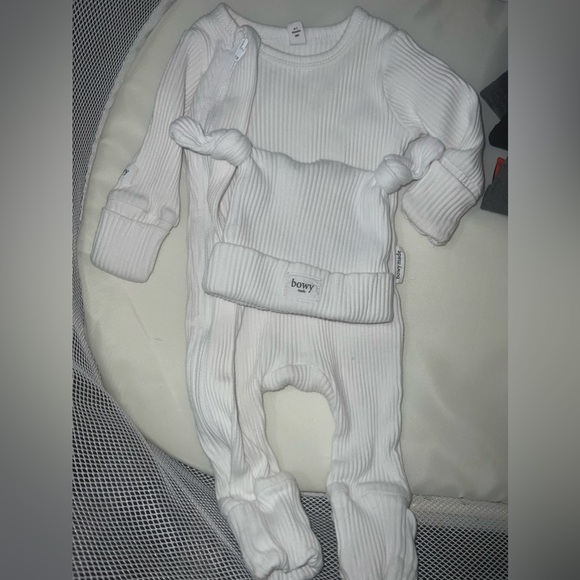 newborn only use one time - Picture 1 of 3